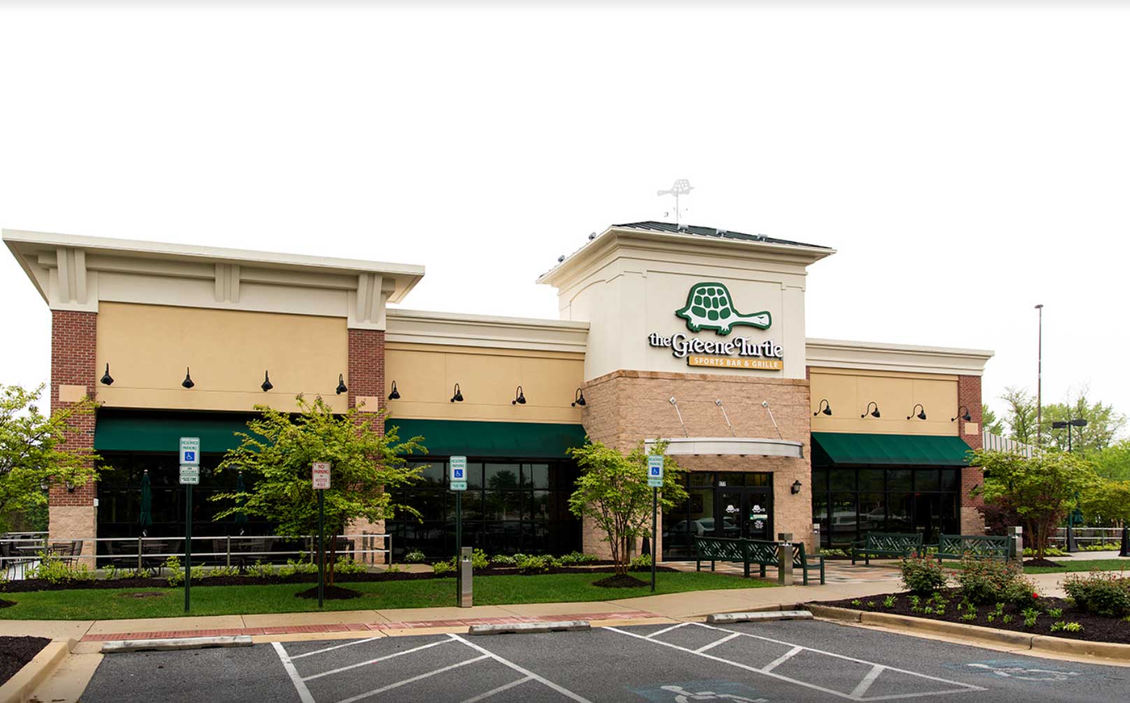 Edgewater, MD Sports Bar and Grille Near Me |The Greene Turtle